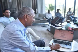 सूरत : सूरत में शुरू हुई देश की पहली डिजिटल जनगणना