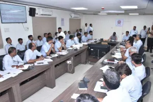 सूरत : लिंबायत ज़ोन में म्युनिसिपल कमिश्नर ने विकास कार्यों की समीक्षा की
