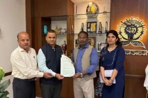 सूरत नगर निगम और बैंक ऑफ बड़ौदा के बीच ऐतिहासिक MoU, कर्मचारियों को मिलेगा 2 करोड़ तक का फ्री इंश्योरेंस कवर