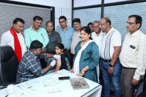 सूरत : अग्रवाल समाज हेल्थ सेंटर में सर्वाइकल कैंसर वैक्सीनेशन का सातवां निःशुल्क शिविर आयोजित