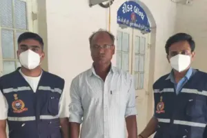 सूरत : रिटायर्ड असिस्टेंट इंजीनियर पर एसीबी की बड़ी कार्रवाई