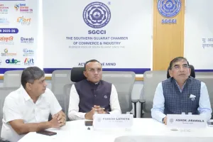 सूरत : पोर्ट पर फंसे पॉलिएस्टर एफडीवाय यार्न के कंटेनरों की आज से होगी रिहाई