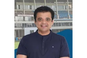 सूरत : टेक्सटाइल सेक्टर को “थ्रस्ट सेक्टर” का दर्जा मिलने से वीविंग इंडस्ट्री को मिलेगा नया बल: मयूर गोलवाला
