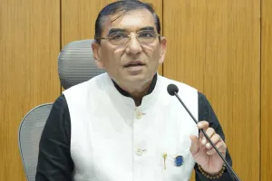सूरत को राष्ट्रीय एमएमएफ नॉलेज हब बनाने का प्रस्ताव, एसजीसीसीआई ने टेक्सटाइल मंत्रालय को दिए महत्वपूर्ण सुझाव