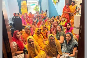 सूरत : निर्जला एकादशी पर श्री बालाजी महिला मंडल ने किया भजन संध्या का आयोजन