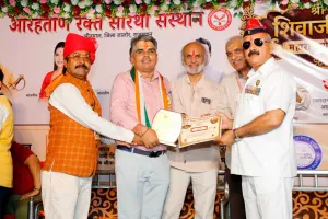 सूरत : राजेश शर्मा को छत्रपति शिवाजी महाराज महाराष्ट्र गौरव सम्मान से किया गया सम्मानित