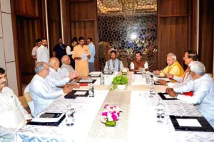 भाजपा अध्यक्ष नितिन नवीन ने पार्टी के पूर्व प्रदेश अध्यक्षों के साथ की बैठक