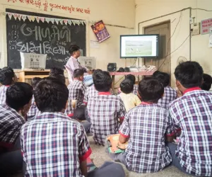 सूरत : NMMS परीक्षा में  नगर निगम स्कूलों का दबदबा, 375 छात्र मेरिट में शामिल