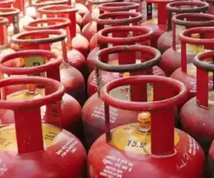 10 साल में 60% बढ़ी गैस की खपत लेकिन उत्पादन अब भी कम, गहरा सकता है ऊर्जा का बड़ा अकाल