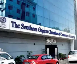 सूरत : खाड़ी क्षेत्र के तनाव का असर, कच्चे माल और फ्यूल की कमी पर चैंबर ने केंद्र-राज्य सरकार से हस्तक्षेप की मांग