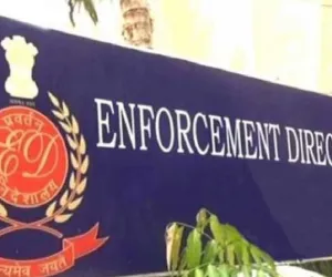 ईडी ने फेमा मामले में आर-इन्फ्रा के 13 बैंक खातों से लेन-देन पर रोक लगाई