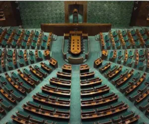 बीमा, आठ अन्य आर्थिक विधेयक शीतकालीन सत्र में पेश किए जाएंगे