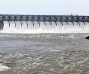 उकाई बाँध : संभावित जल स्तर वृद्धि के नियमन को लेकर तैयारी तेज
