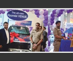 हुंडई ने सूरत में लॉन्च की अपनी नई SUV 'ऑल न्यू VENUE'
