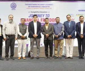 सूरत : चैंबर ऑफ कॉमर्स ने ‘फाइनेंशियल फ्रीडम की यात्रा’ पर सेशन आयोजित किया