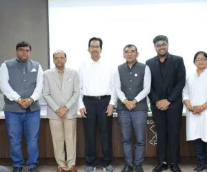 सूरत : टेक्सटाइल पर्व का दूसरा दिन, विशेषज्ञों ने दी टेक्सटाइल एजुकेशन, स्किल डेवलपमेंट और डिजिटल ग्रोथ पर अहम जानकारी