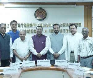 सूरत : चैंबर ऑफ कॉमर्स में 'रिटेलप्रेन्योर' सेमिनार: रिटेल दिग्गजों ने सिखाए सफलता के सूत्र