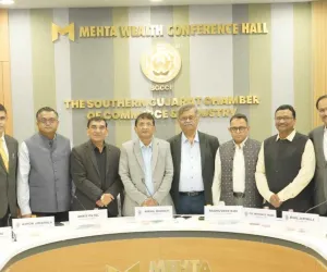 सूरत : केमिकल और फार्मा कॉन्क्लेव में निर्यात बढ़ाने पर मंथन, देश के कुल उत्पादन में दक्षिण गुजरात का 33% हिस्सा