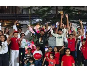 सूरत : शिव सोमेश्वर एन्क्लेव में बच्चों ने मनाया क्रिसमस, नन्हे 'इवेंट मैनेजर्स' ने दिखाया शानदार आयोजन कौशल