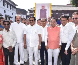 सूरत : सुशासन दिवस पर अटल जी को नमन,  उनके जीवन पर आधारित प्रदर्शनी का उद्घाटन