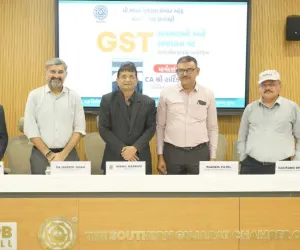 सूरत : ‘GST की समस्याएं और समाधान’ पर चैंबर का गाइडेंस सेशन आयोजित