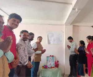 सूरत : न्यू मॉडल पब्लिक इंग्लिश स्कूल में श्रद्धा और प्रकृति-चेतना के साथ सम्पन्न हुआ तुलसी पूजन