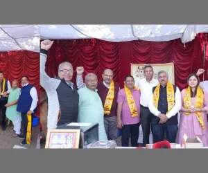 सूरत : मकर संक्रांति पर गौभक्तों का अद्भुत उत्साह, दान संग्रह में बना नया रिकॉर्ड