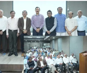 सूरत : चैंबर ऑफ कॉमर्स ने युवाओं में सोशल मीडिया के बढ़ते उपयोग पर आयोजित किया जागरूकता सत्र