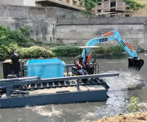 सूरत : मानसून से पहले लिंबायत में खाड़ी सफाई अभियान तेज, बाढ़ रोकने के लिए उठाए जा रहे ठोस कदम