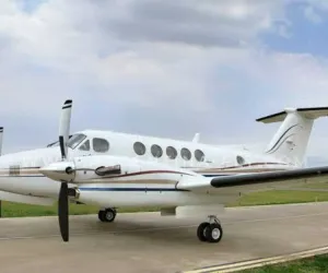 सूरत एयरपोर्ट पर चार्टर्ड विमान की सुरक्षित आपात लैंडिंग