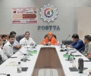 सूरत :‘गौ सम्मान अभियान’ को लेकर व्यापारियों की रणनीति बैठक, 7 मई की विशाल रैली की तैयारी तेज