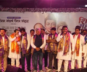 सूरत : भेदवाड़ में धूमधाम से मनाया गया ‘शिव-भीम महोत्सव’,  नवनिर्वाचित पार्षदों को किया  सम्मानित