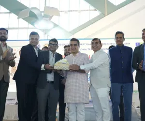 सूरत : चैंबर ऑफ कॉमर्स का ‘वेल्थ एक्सपो 2026’ भव्य समापन के साथ संपन्न, निवेशकों को मिला भविष्य की अर्थव्यवस्था का विज़न