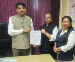 सूरत की अधिवक्ता प्रीति जोशी ने उठाई वकीलों की सुरक्षा की मांग