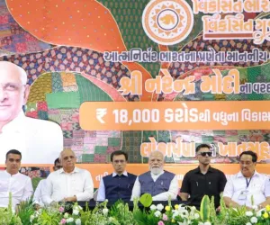 सूरत : प्रधानमंत्री के मार्गदर्शन से सूरत ने विकास की नई ऊंचाइयों को छुआ : सी.आर. पाटिल