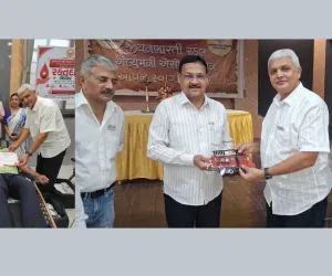 सूरत : जीवन भारती स्कूल के 80वें स्थापना दिवस पर रक्तदान शिविर, पूर्व विद्यार्थियों ने दिखाई सामाजिक सरोकार की मिसाल